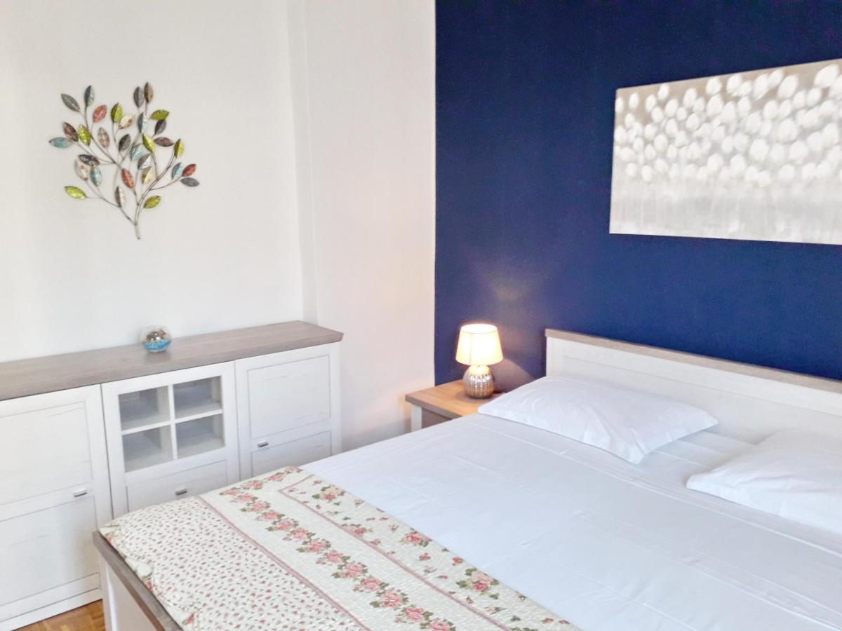 Apartments J&R Babara Biograd Na Moru Bagian luar foto