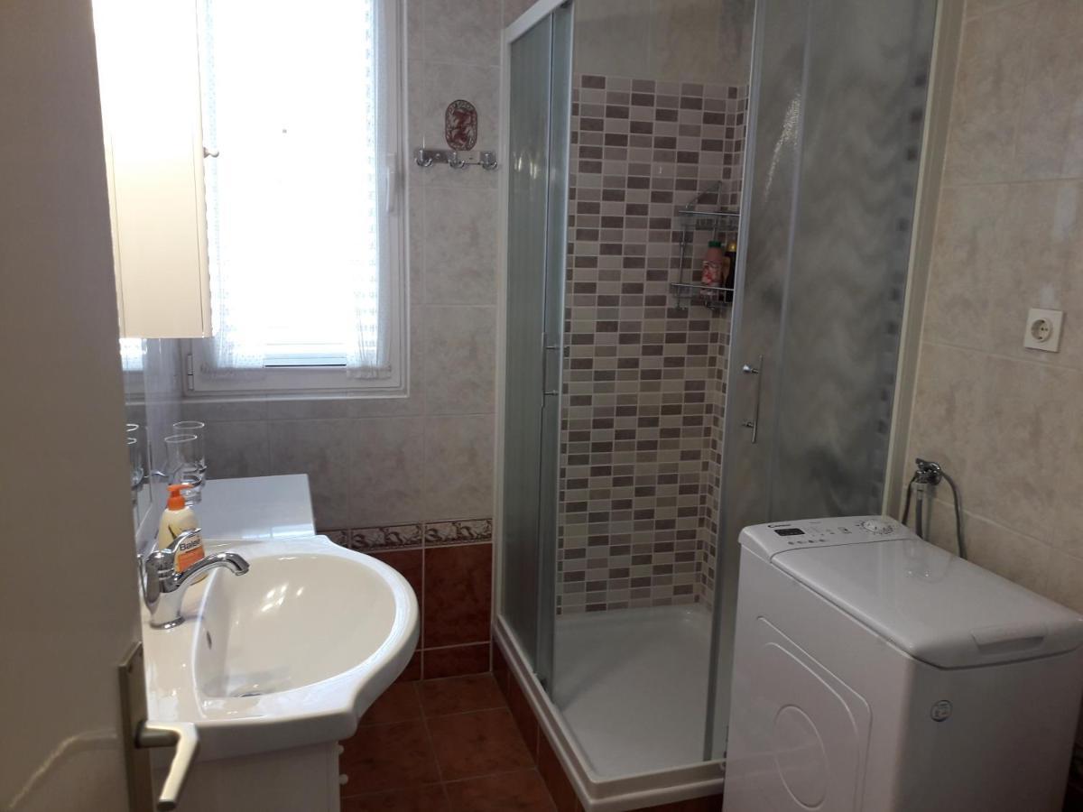 Apartments J&R Babara Biograd Na Moru Bagian luar foto