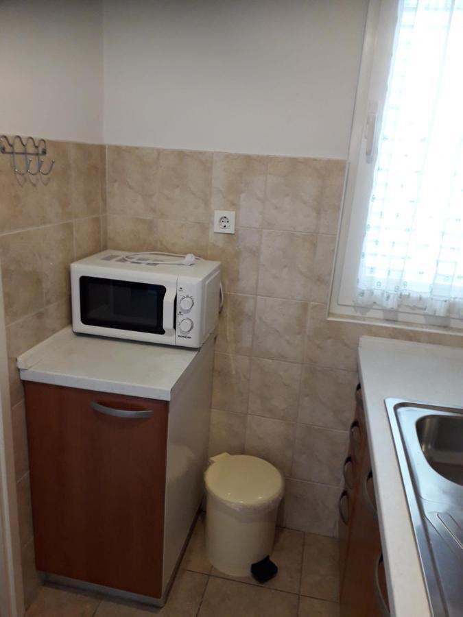 Apartments J&R Babara Biograd Na Moru Bagian luar foto