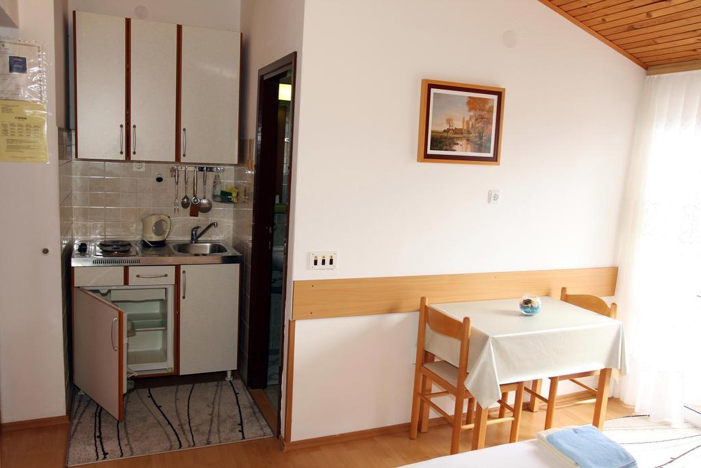Apartments J&R Babara Biograd Na Moru Ruang foto