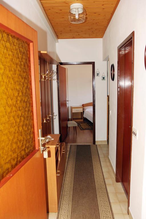 Apartments J&R Babara Biograd Na Moru Ruang foto