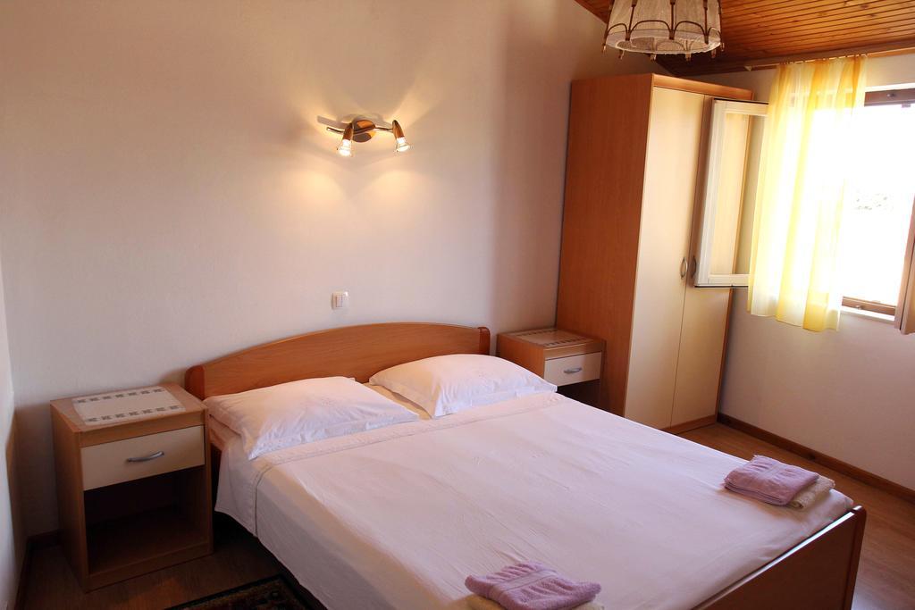 Apartments J&R Babara Biograd Na Moru Ruang foto
