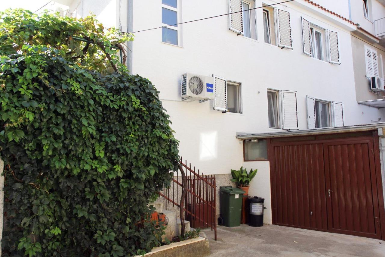Apartments J&R Babara Biograd Na Moru Bagian luar foto